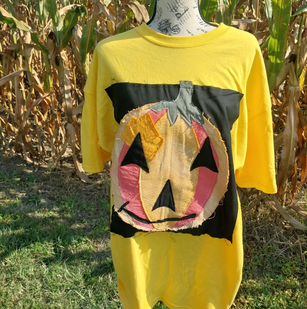 New Yellow Halloween Pumpkin T-Shirt / XL